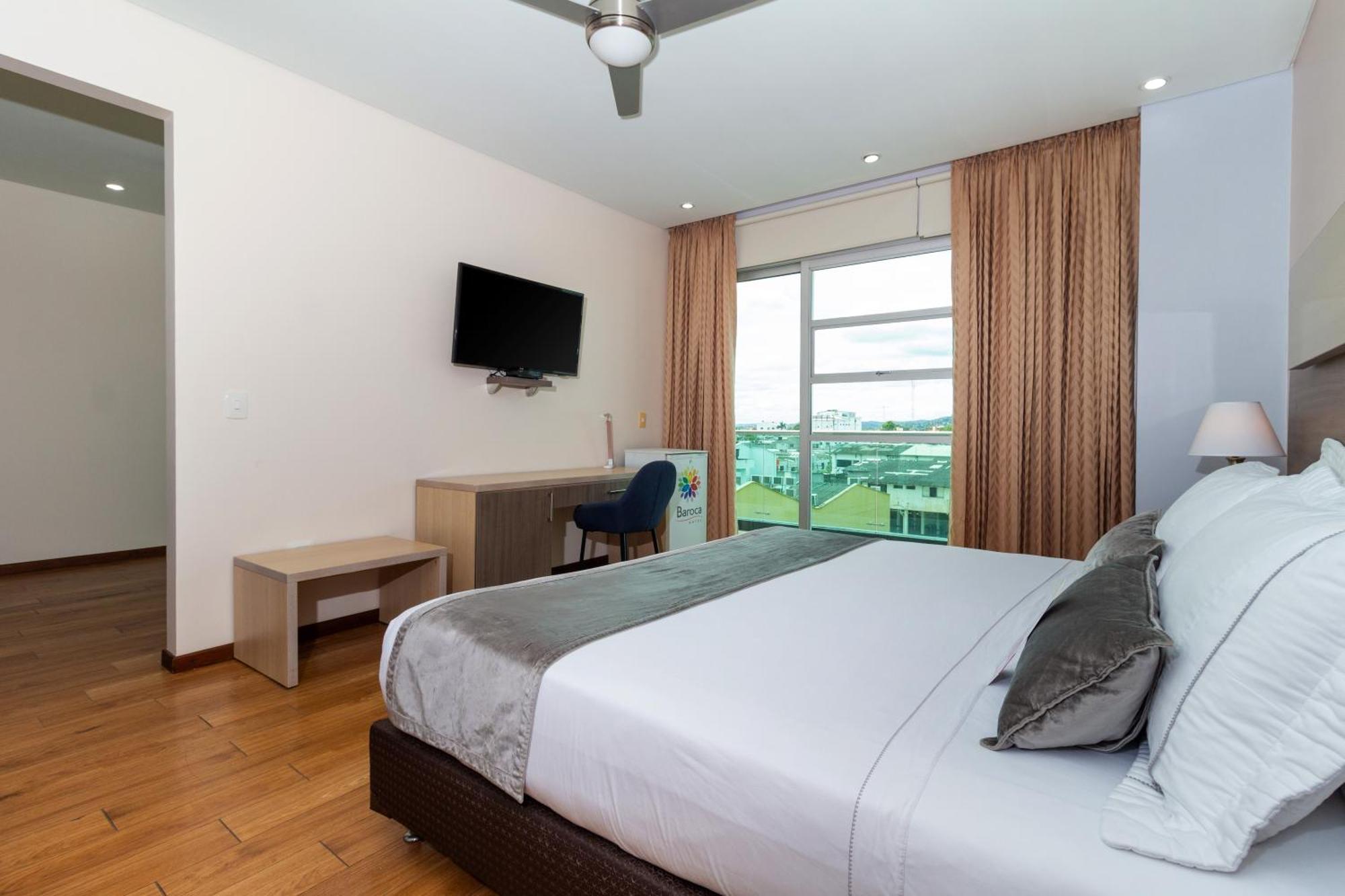 Hotel Baroca Монтерія Екстер'єр фото